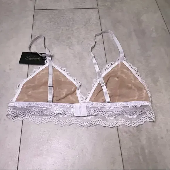 NWT 2 Pack Fredericks of Hollywood White Silver Lace Caroline Bralette XL V Neck - Picture 8 of 13
